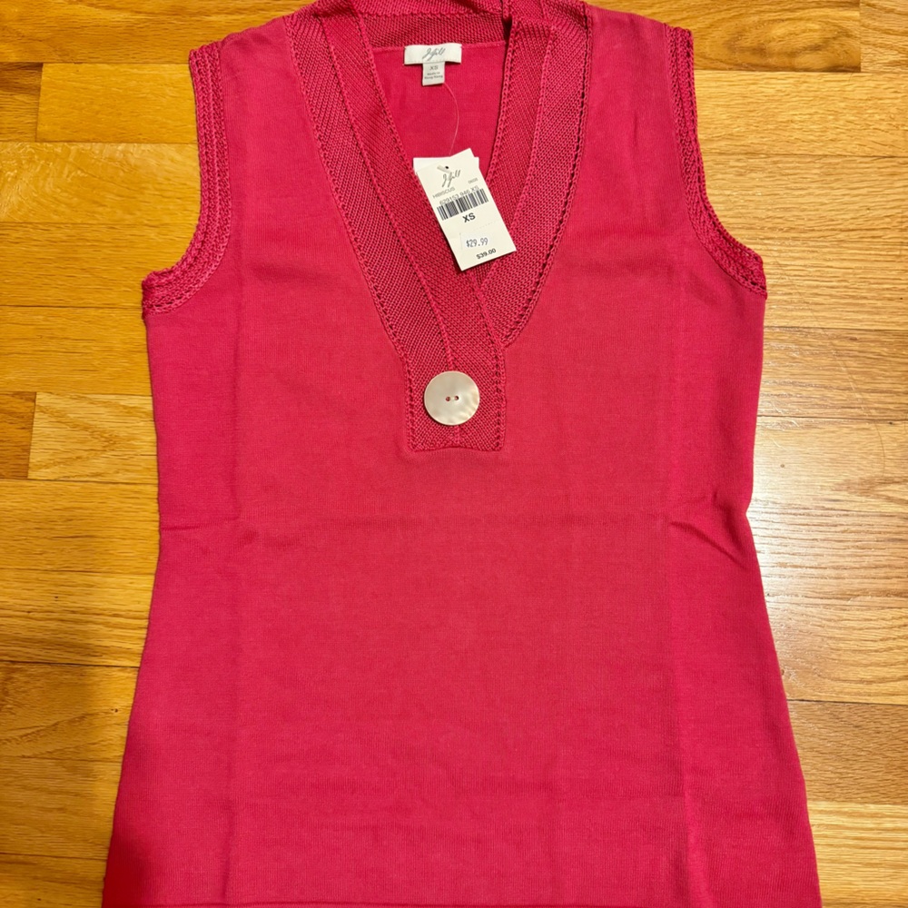 J Jill sleeveless top. Magenta /pink.